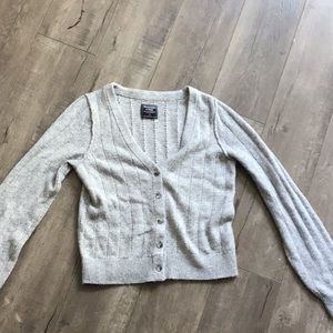 cute grey abercrombie cardigan